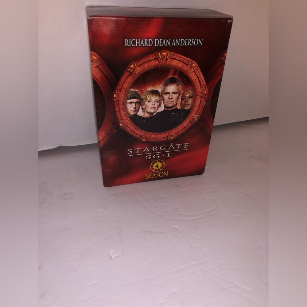 Stargate SG-1 - Season 4 Giftset (DVD, 2003, 5-Disc Set, Five Disc Boxset